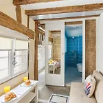 Central & Louvre - 1br - Cityapartmentstay דירה פריז